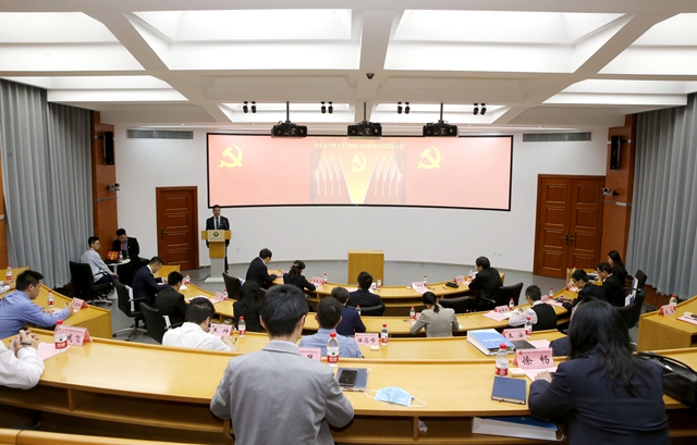 老哥俱乐部-老哥必备的交流社区