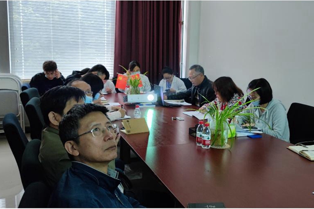 老哥俱乐部-老哥必备的交流社区