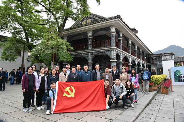 老哥俱乐部-老哥必备的交流社区