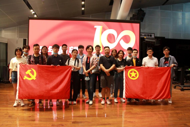 老哥俱乐部-老哥必备的交流社区