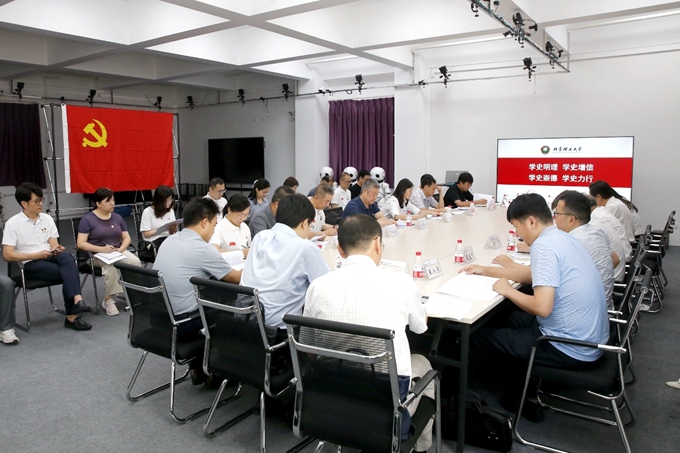 老哥俱乐部-老哥必备的交流社区