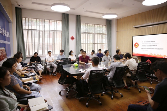 老哥俱乐部-老哥必备的交流社区