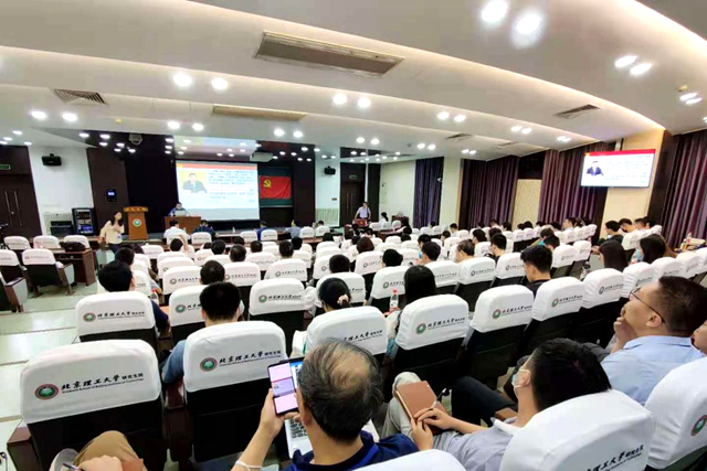 老哥俱乐部-老哥必备的交流社区