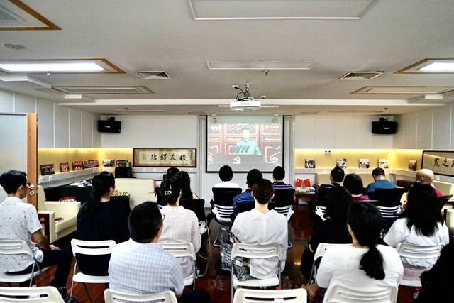 老哥俱乐部-老哥必备的交流社区