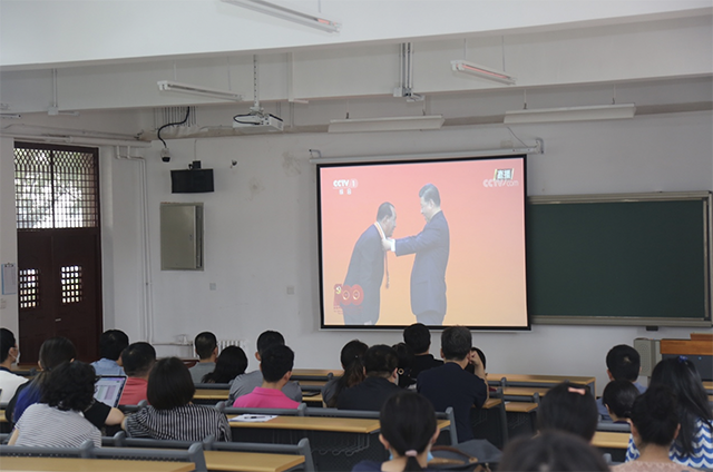 老哥俱乐部-老哥必备的交流社区