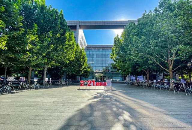 老哥俱乐部-老哥必备的交流社区