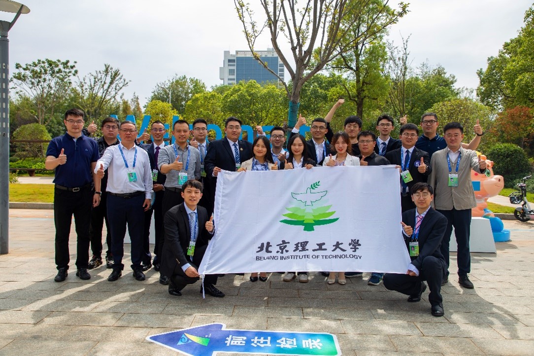 老哥俱乐部-老哥必备的交流社区