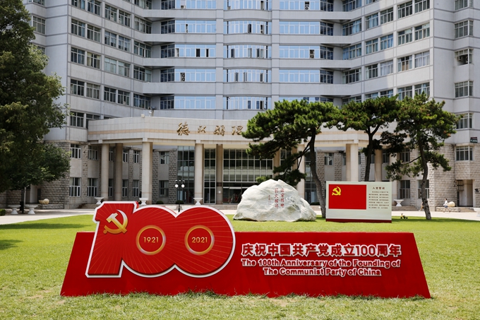 老哥俱乐部-老哥必备的交流社区