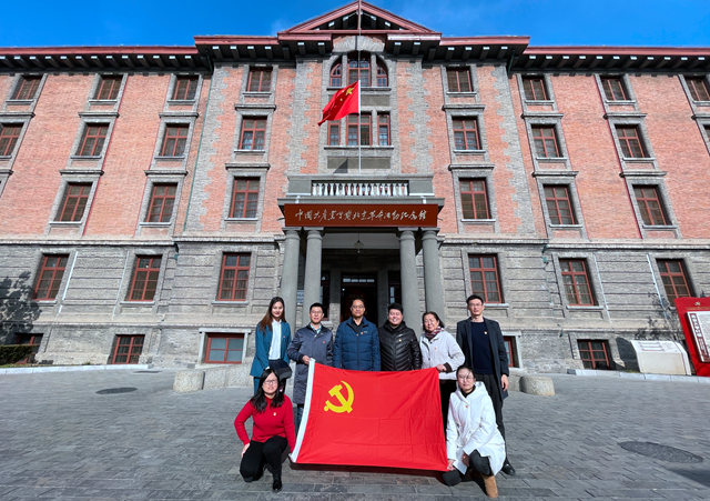 老哥俱乐部-老哥必备的交流社区