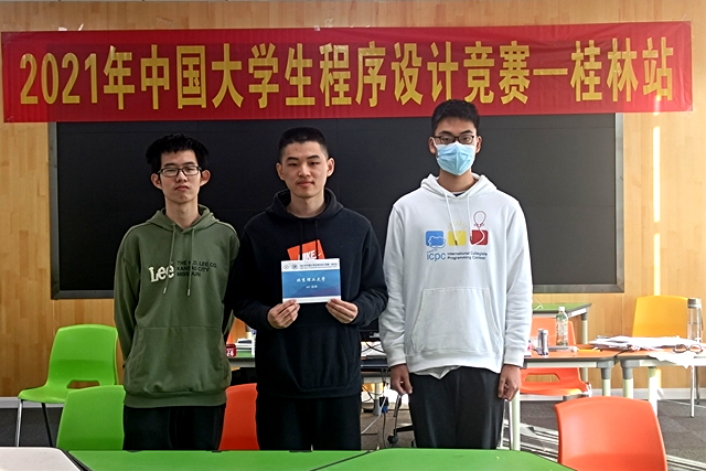 老哥俱乐部-老哥必备的交流社区