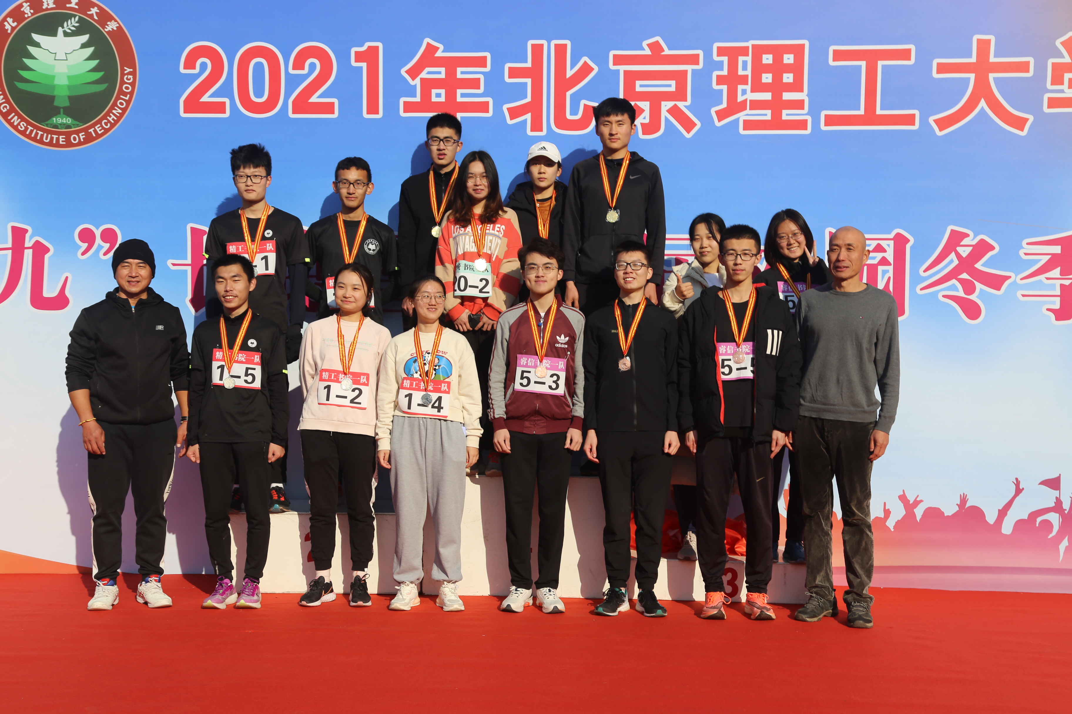 老哥俱乐部-老哥必备的交流社区