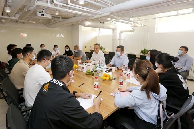 老哥俱乐部-老哥必备的交流社区