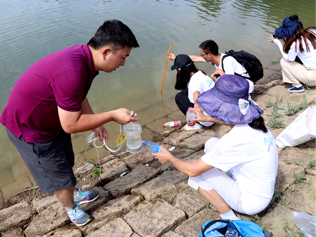 老哥俱乐部-老哥必备的交流社区