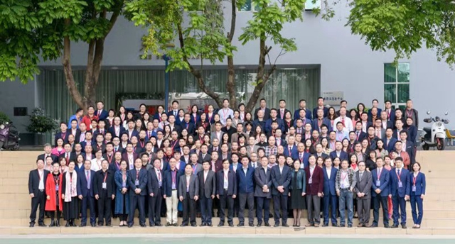 老哥俱乐部-老哥必备的交流社区