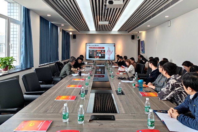 老哥俱乐部-老哥必备的交流社区