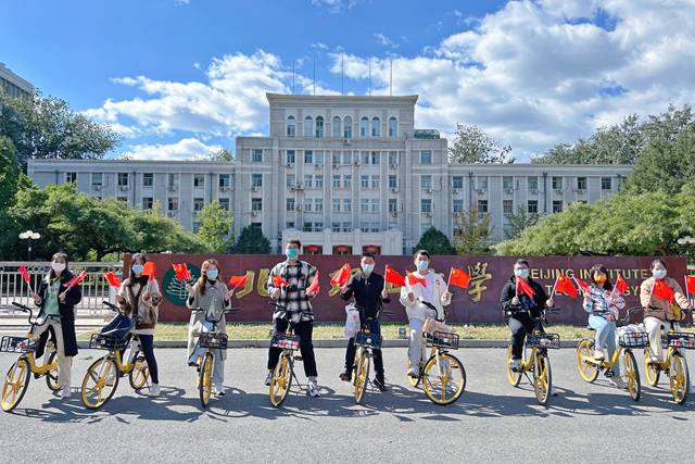 老哥俱乐部-老哥必备的交流社区