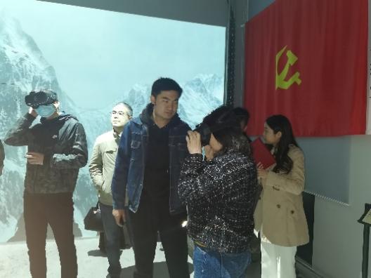 老哥俱乐部-老哥必备的交流社区