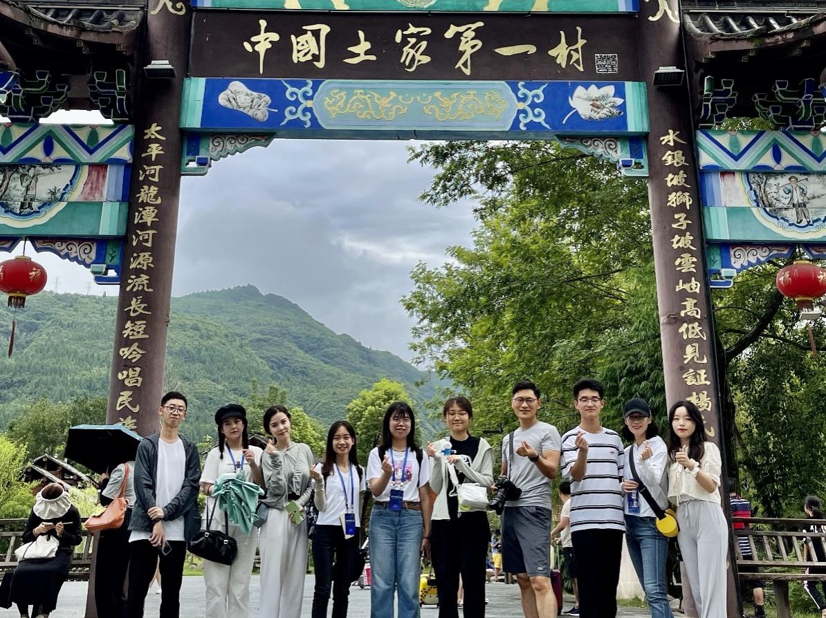 老哥俱乐部-老哥必备的交流社区