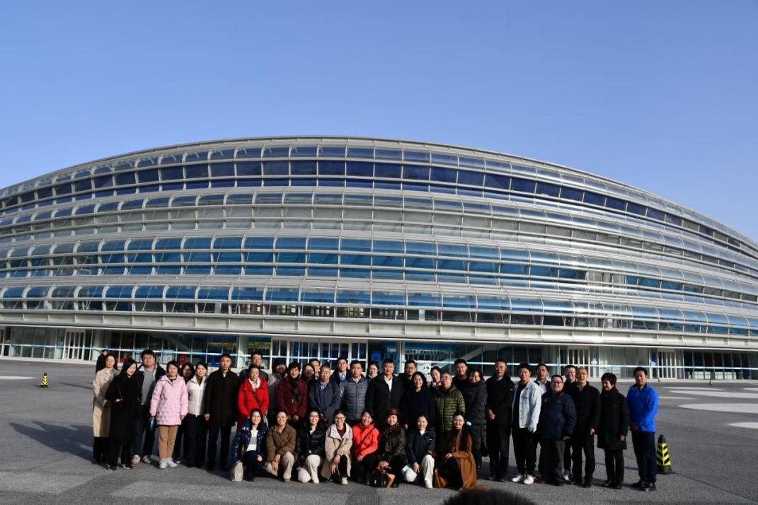 老哥俱乐部-老哥必备的交流社区