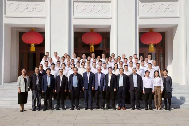 老哥俱乐部-老哥必备的交流社区