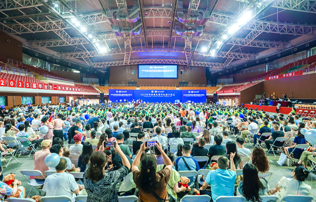 老哥俱乐部-老哥必备的交流社区