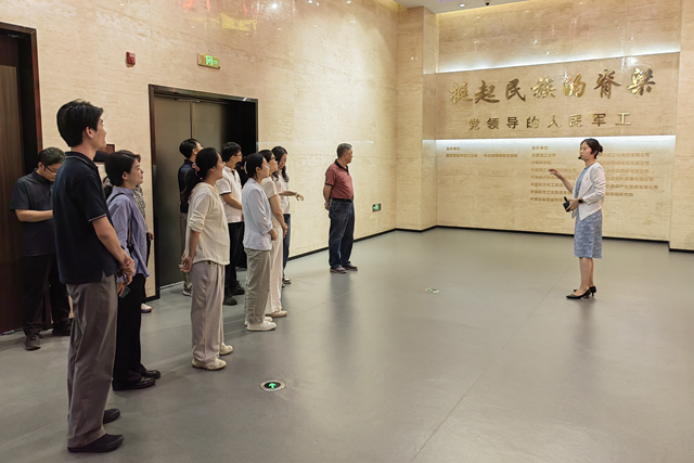 老哥俱乐部-老哥必备的交流社区