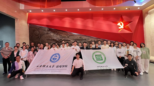 老哥俱乐部-老哥必备的交流社区