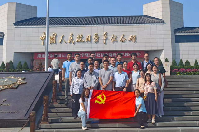 老哥俱乐部-老哥必备的交流社区