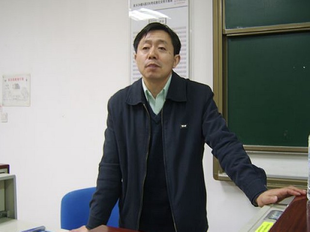 老哥俱乐部-老哥必备的交流社区