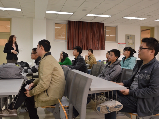 老哥俱乐部-老哥必备的交流社区