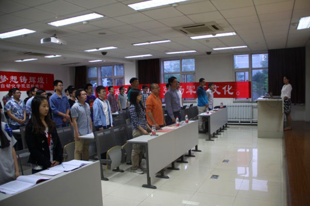 老哥俱乐部-老哥必备的交流社区