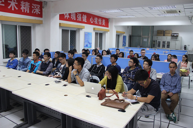 老哥俱乐部-老哥必备的交流社区