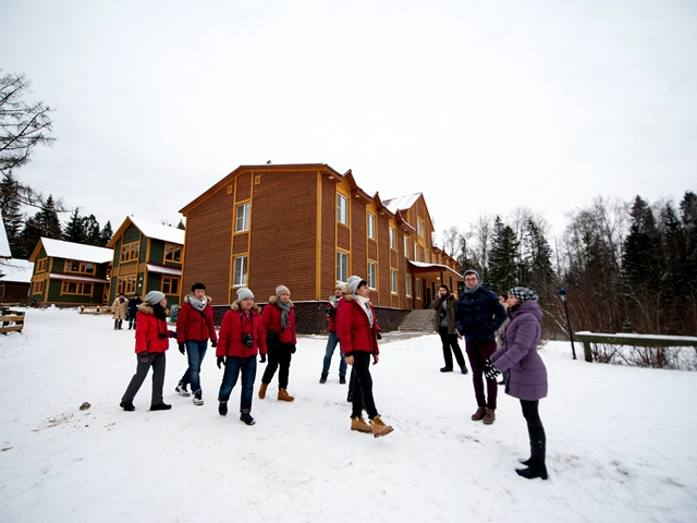 老哥俱乐部-老哥必备的交流社区