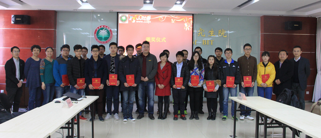 老哥俱乐部-老哥必备的交流社区