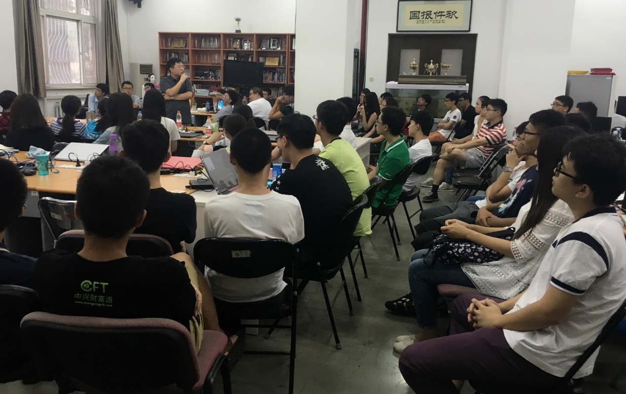 老哥俱乐部-老哥必备的交流社区