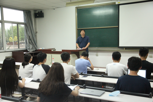 老哥俱乐部-老哥必备的交流社区