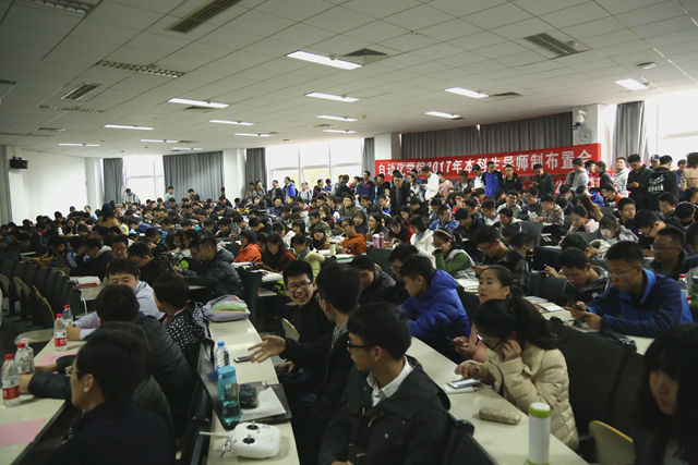 老哥俱乐部-老哥必备的交流社区