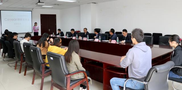 老哥俱乐部-老哥必备的交流社区