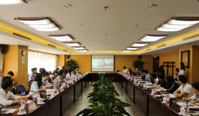 老哥俱乐部-老哥必备的交流社区