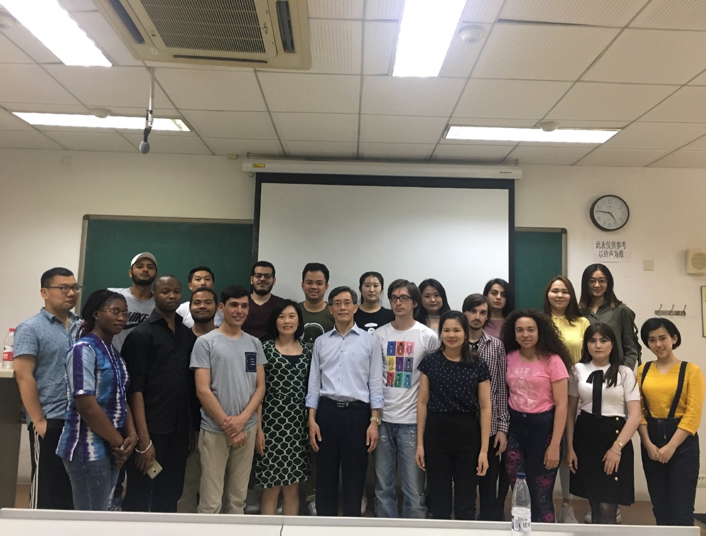 老哥俱乐部-老哥必备的交流社区