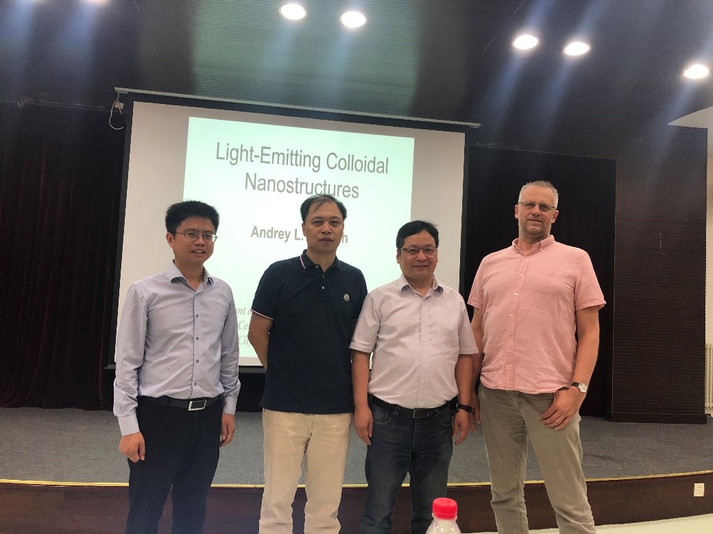 老哥俱乐部-老哥必备的交流社区