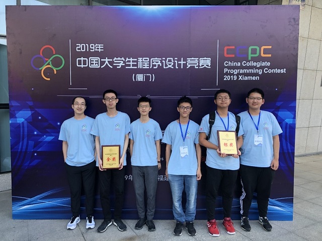 老哥俱乐部-老哥必备的交流社区