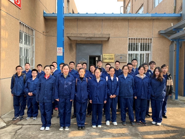 老哥俱乐部-老哥必备的交流社区