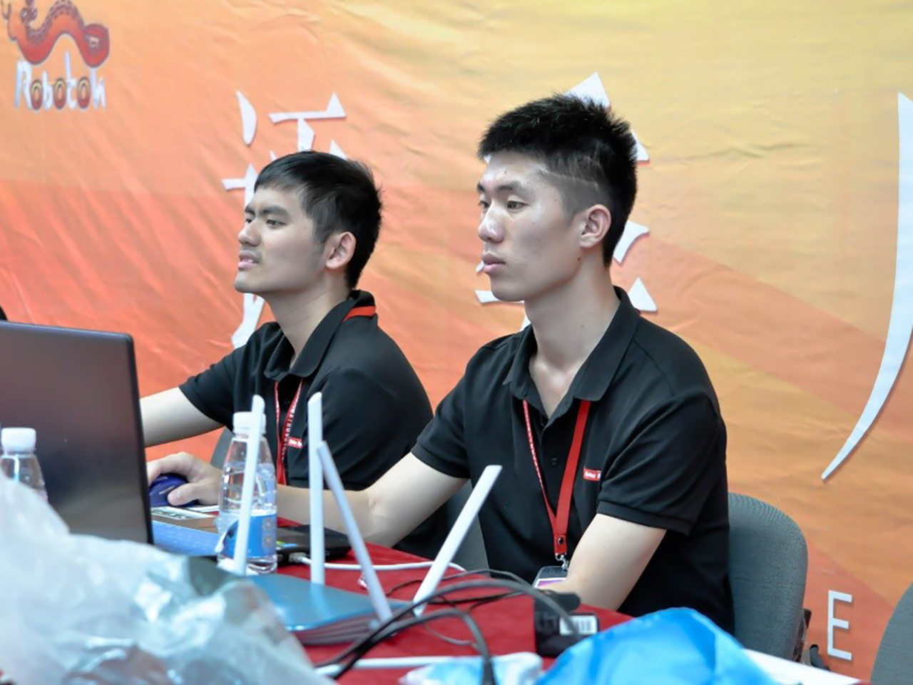 老哥俱乐部-老哥必备的交流社区