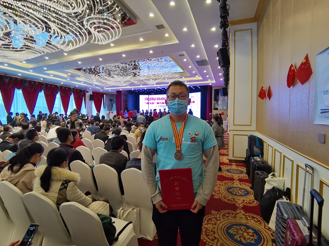 老哥俱乐部-老哥必备的交流社区