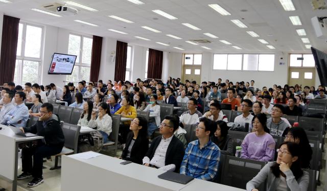 老哥俱乐部-老哥必备的交流社区