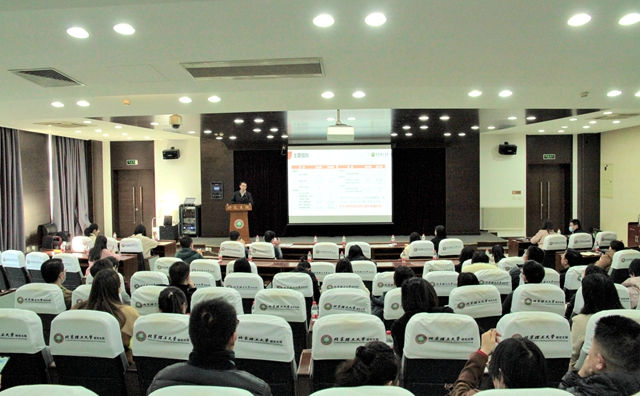 老哥俱乐部-老哥必备的交流社区