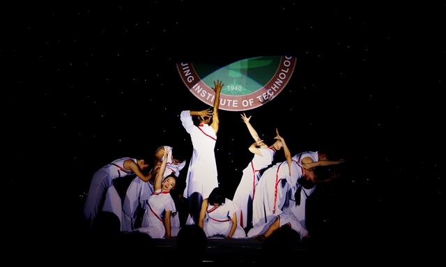 老哥俱乐部-老哥必备的交流社区