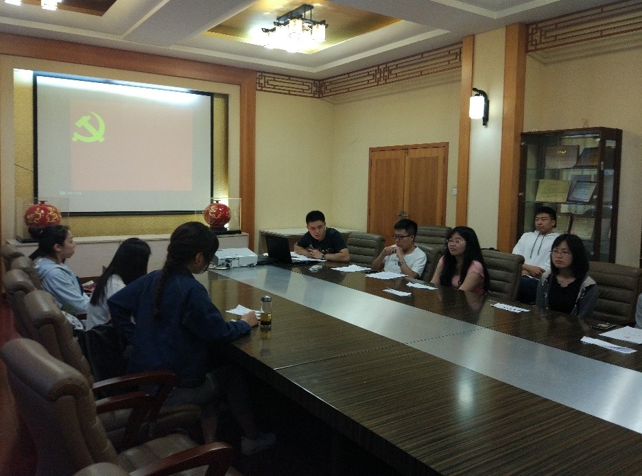 老哥俱乐部-老哥必备的交流社区