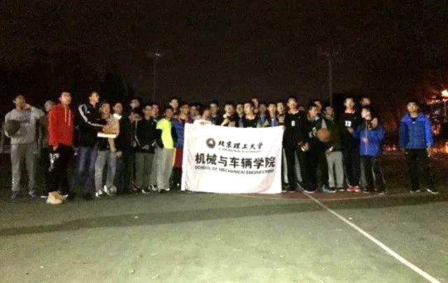 老哥俱乐部-老哥必备的交流社区